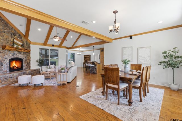 1676 NW CR 1030, Mt Vernon, TX 75457
