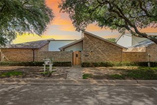 2208 Winter Sunday Way, Arlington, TX 76012