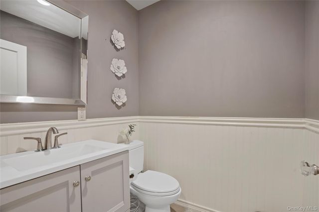 16 Herbert Avenue, White Plains, NY 10606