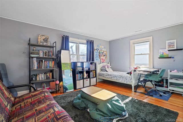 16 Herbert Avenue, White Plains, NY 10606