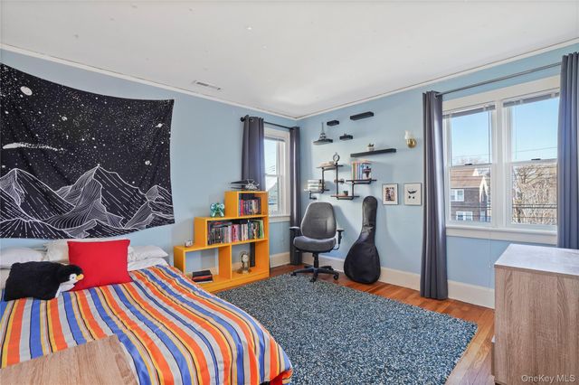 16 Herbert Avenue, White Plains, NY 10606