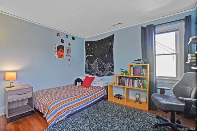 16 Herbert Avenue, White Plains, NY 10606