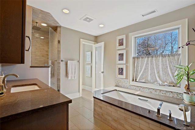 16 Herbert Avenue, White Plains, NY 10606