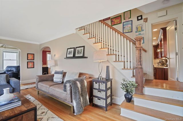 16 Herbert Avenue, White Plains, NY 10606