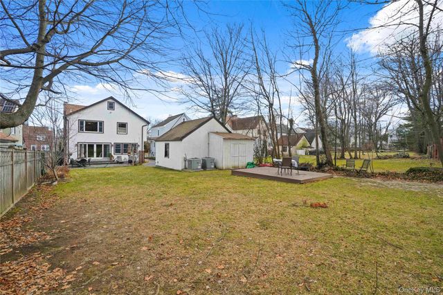 16 Herbert Avenue, White Plains, NY 10606