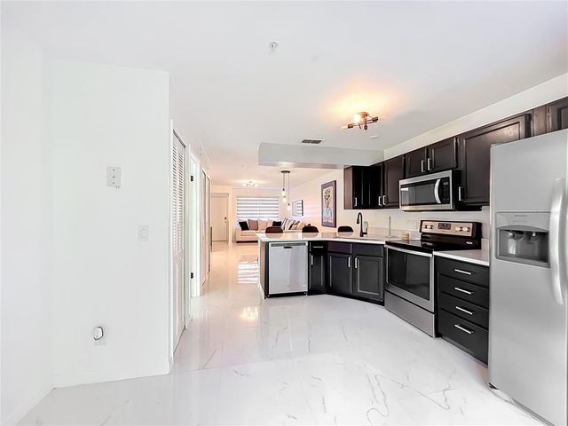 121 RESERVE CIRCLE 105, Oviedo, FL 32765