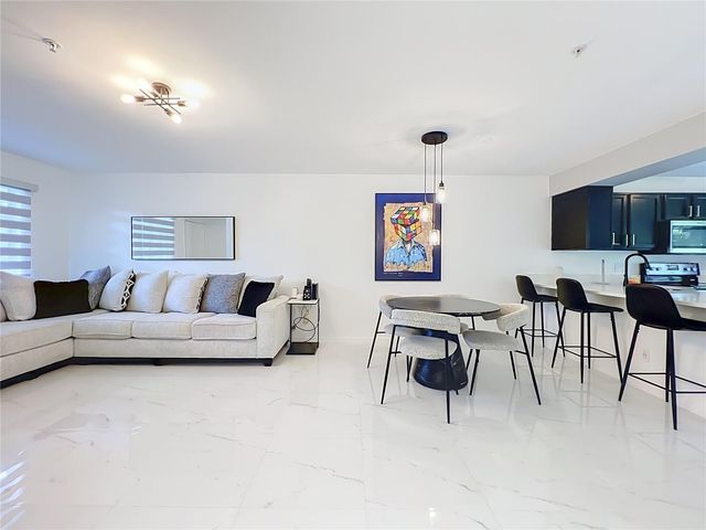 121 RESERVE CIRCLE 105, Oviedo, FL 32765