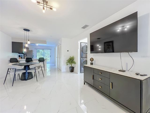 121 RESERVE CIRCLE 105, Oviedo, FL 32765