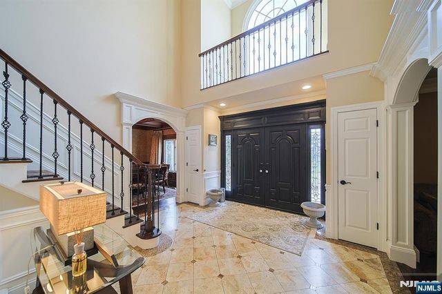 74 Sherwood Road, Norwood, NJ 07648