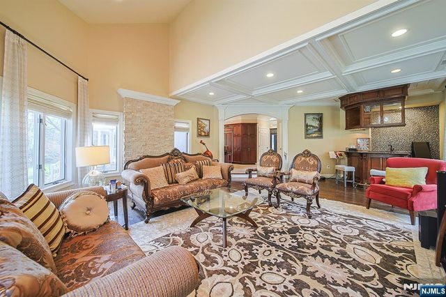 74 Sherwood Road, Norwood, NJ 07648