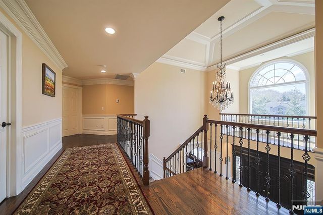 74 Sherwood Road, Norwood, NJ 07648