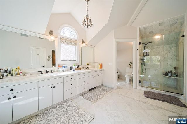 74 Sherwood Road, Norwood, NJ 07648