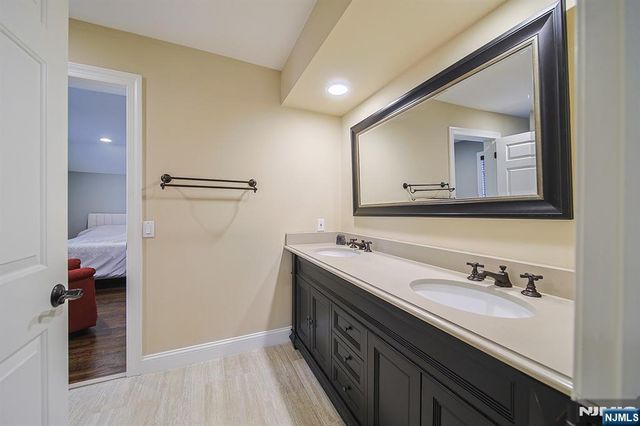 74 Sherwood Road, Norwood, NJ 07648