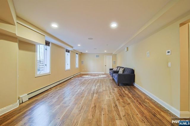 74 Sherwood Road, Norwood, NJ 07648