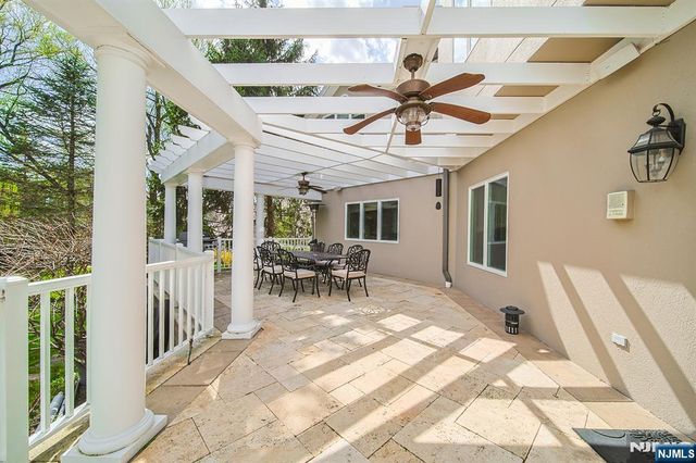 74 Sherwood Road, Norwood, NJ 07648