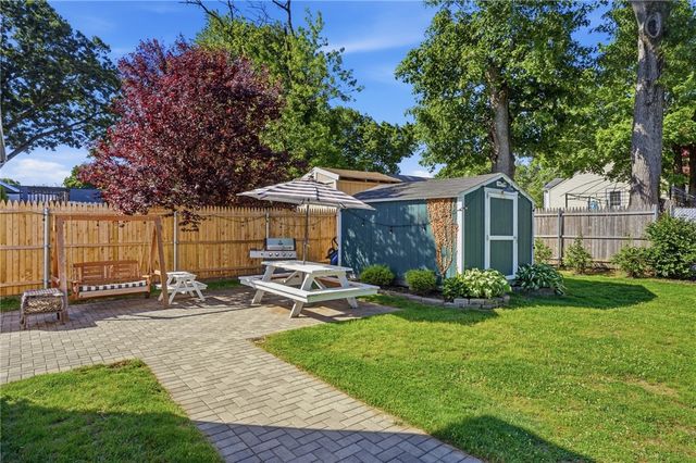 83 Holmes Road, Warwick, RI 02888
