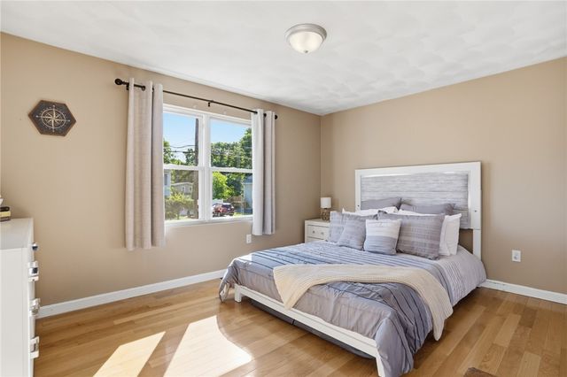 83 Holmes Road, Warwick, RI 02888