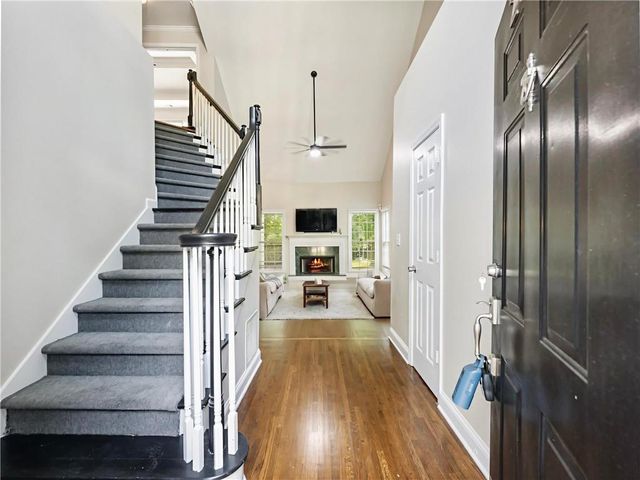 2348 Logan Circle NE, Brookhaven, GA 30319