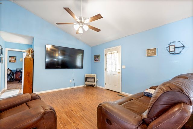 90 Illuminary Firetower Rd, Spring City, TN 37381