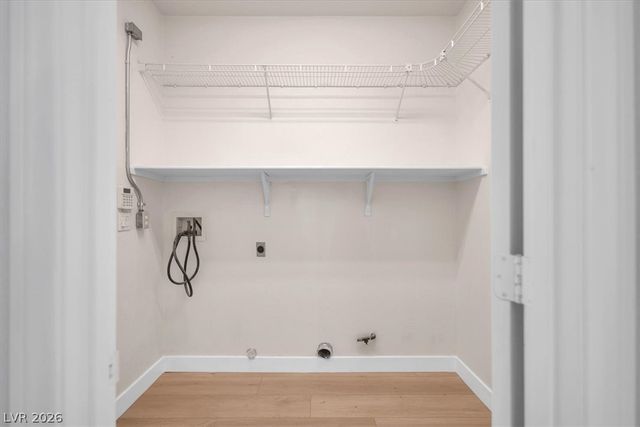 325 Autumn Palace Court, Las Vegas, NV 89144