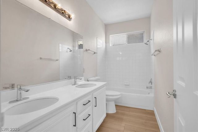 325 Autumn Palace Court, Las Vegas, NV 89144