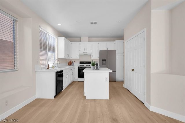 325 Autumn Palace Court, Las Vegas, NV 89144