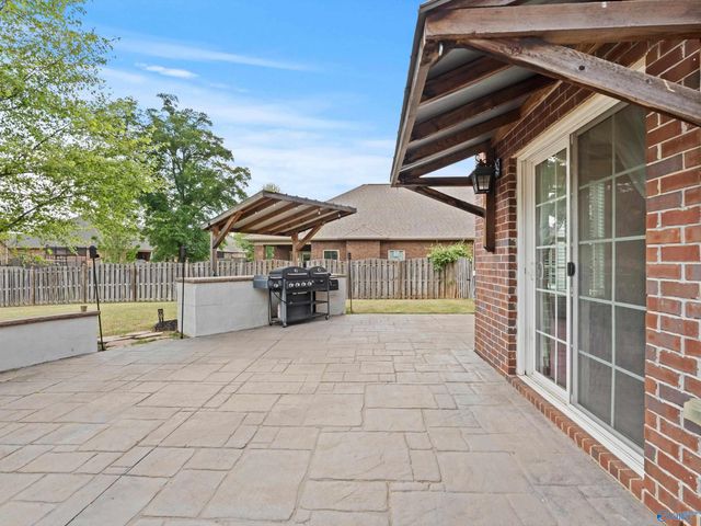 110 Canning Place NW, Madison, AL 35757