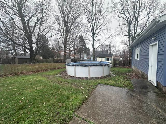 1827 W 53 Street, Millcreek, PA 16509