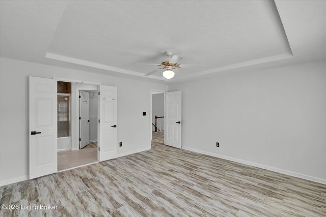 3812 Stone River Ct, Louisville, KY 40299