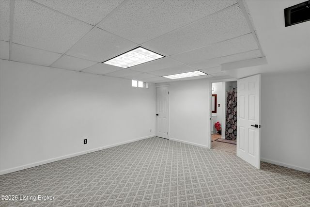 3812 Stone River Ct, Louisville, KY 40299