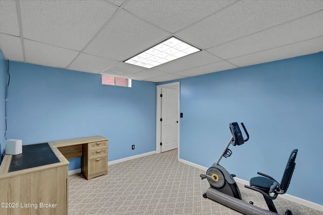 3812 Stone River Ct, Louisville, KY 40299