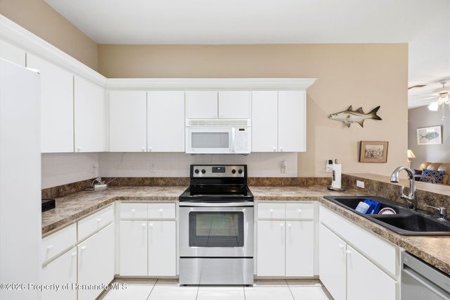 13317 Norman Circle, Hudson, FL 34669