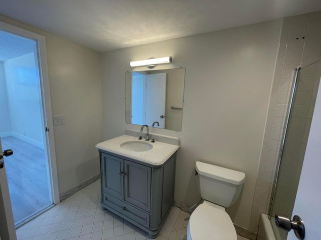336 Golfview Road 309, North Palm Beach, FL 33408