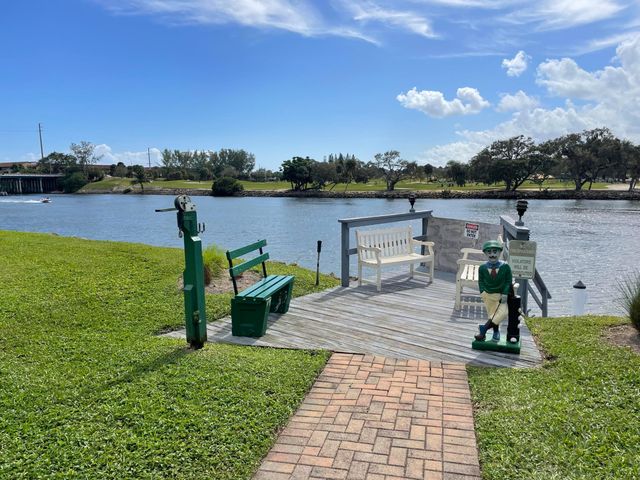 336 Golfview Road 309, North Palm Beach, FL 33408