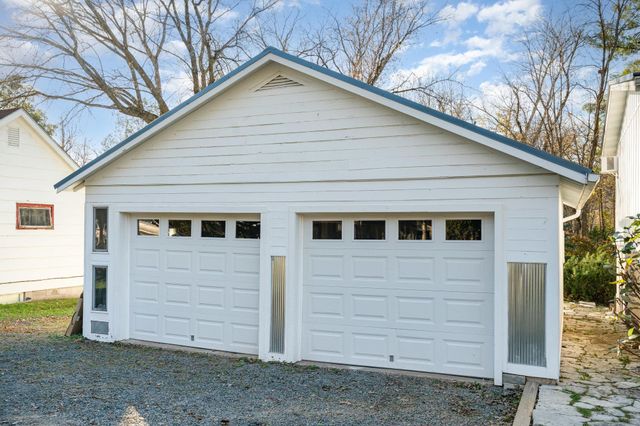 813 N Hamilton Street, Saint Croix Falls, WI 54024