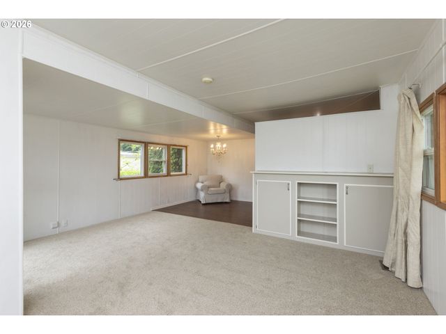 11453 Sw ROYAL VILLA Dr, Portland, OR 97224