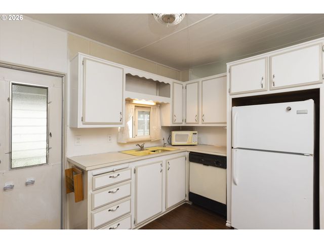 11453 Sw ROYAL VILLA Dr, Portland, OR 97224