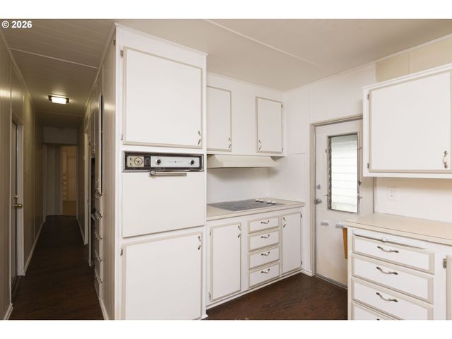 11453 Sw ROYAL VILLA Dr, Portland, OR 97224
