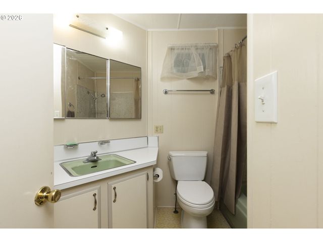 11453 Sw ROYAL VILLA Dr, Portland, OR 97224