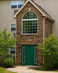 300 Cunat Boulevard 2C, Richmond, IL 60071