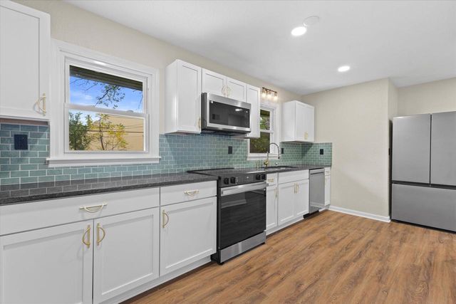 7330 W Medford AVENUE, Milwaukee, WI 53218