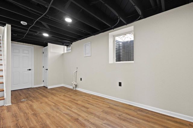 7330 W Medford AVENUE, Milwaukee, WI 53218