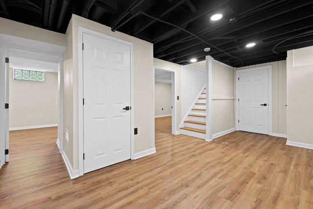 7330 W Medford AVENUE, Milwaukee, WI 53218