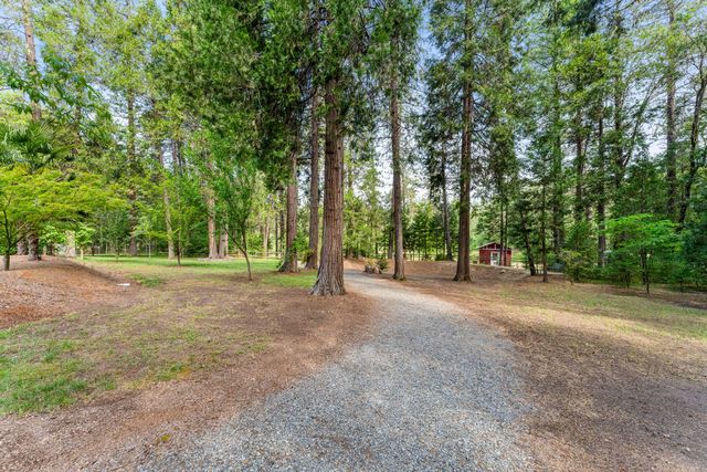 5876 Donaldson Road, Grants Pass, OR 97526