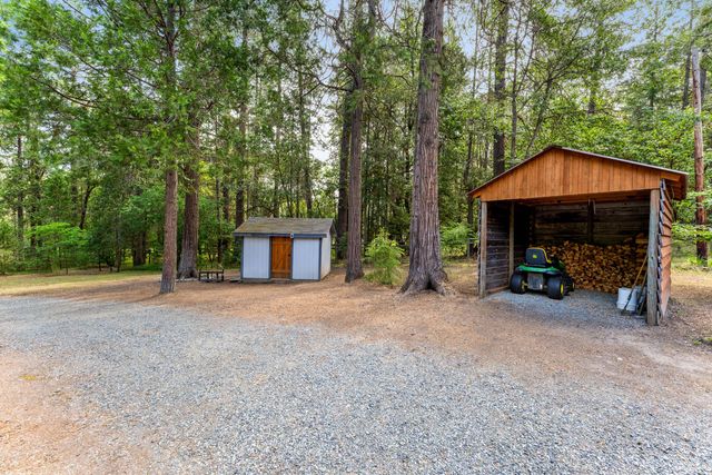 5876 Donaldson Road, Grants Pass, OR 97526