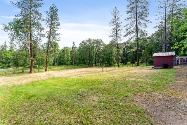 5876 Donaldson Road, Grants Pass, OR 97526