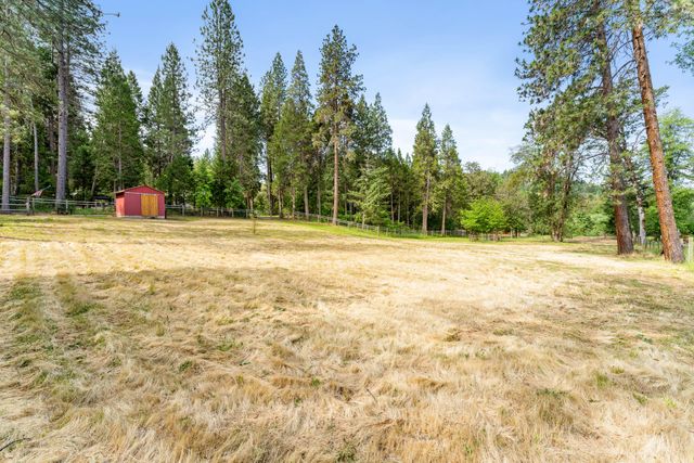 5876 Donaldson Road, Grants Pass, OR 97526