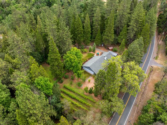 5876 Donaldson Road, Grants Pass, OR 97526