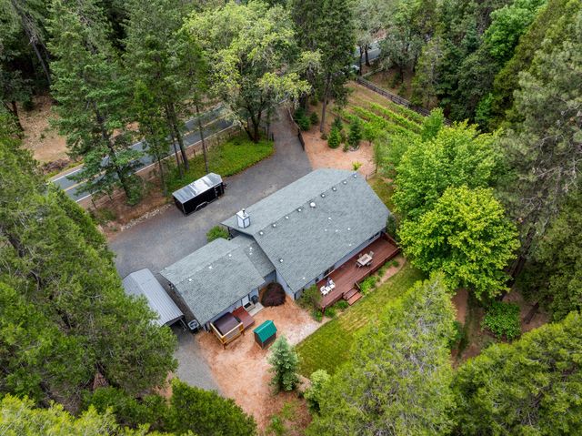5876 Donaldson Road, Grants Pass, OR 97526
