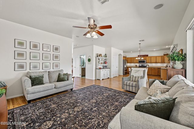 9449 N Weather Hill Drive, Tucson, AZ 85743